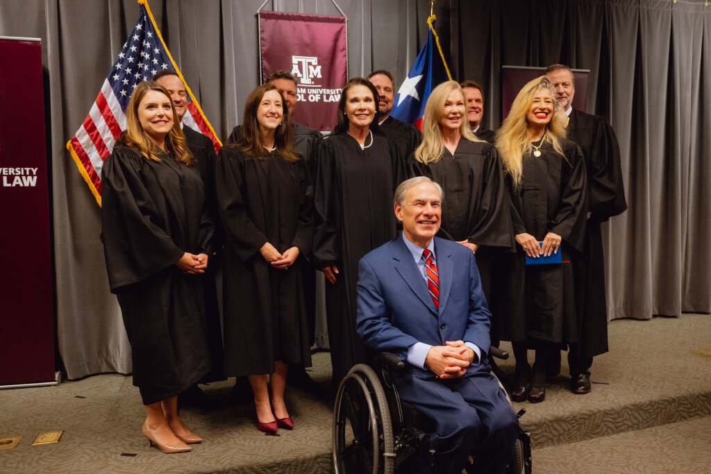 Abbott reappoints Texas Business Court judges for 2 more years
