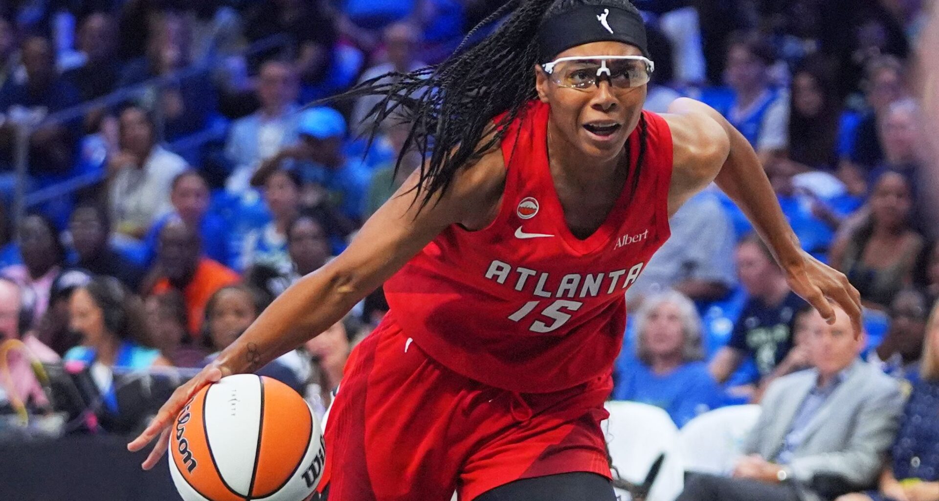 Gray and Reese lead the Dream past the Wings, 82-81