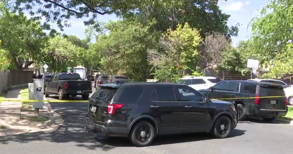 Man armed with gun barricaded inside South Austin home: APD