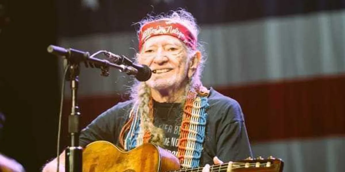 Willie Nelson blasts data center in his hometown south of Fort Worth