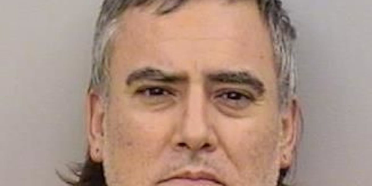 Texas man accused of attempting to groom 12-year-old online and via text