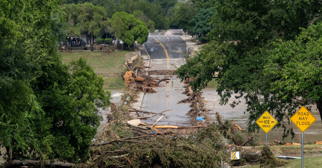 The Latest Texas Floods Tested Warning Systems. This Time, They Passed.