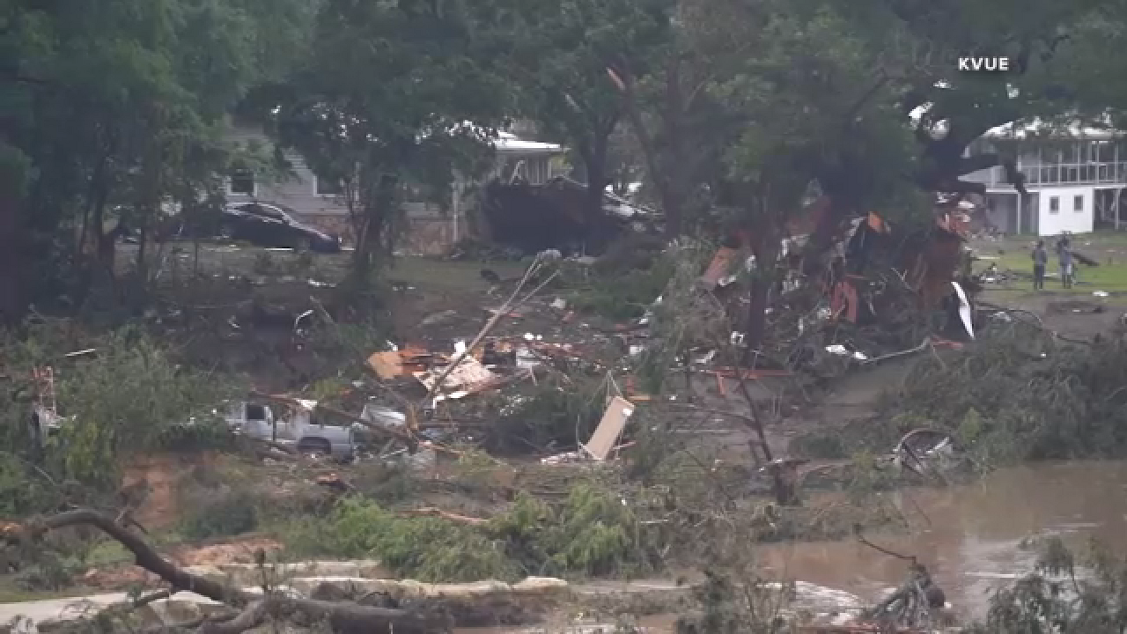 A year after deadly floods, Texas lawmakers haven’t addressed training for emergency coordinators