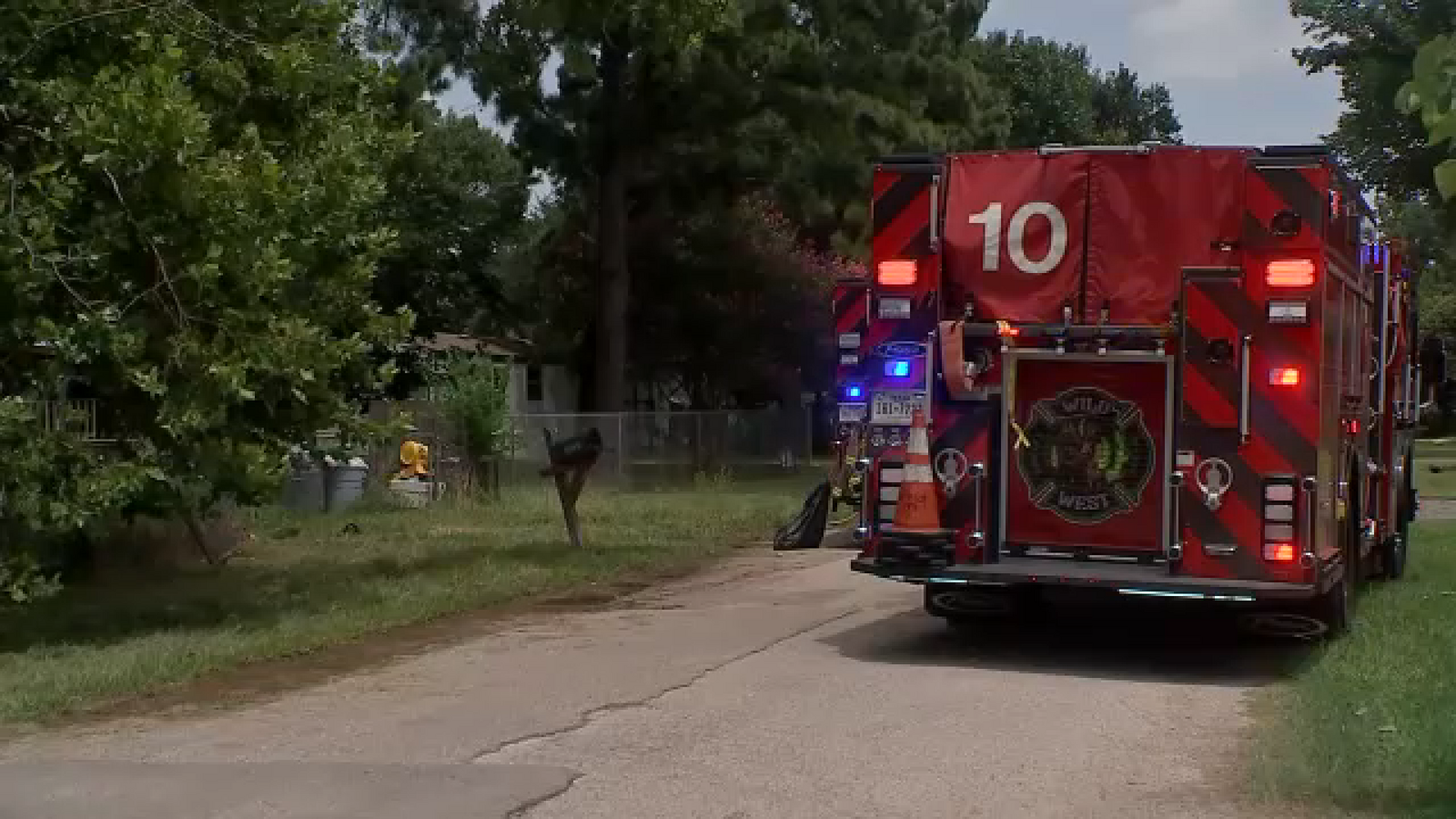 Crews respond to deadly fire in northwest Harris County, Cy-Fair Fire Department says