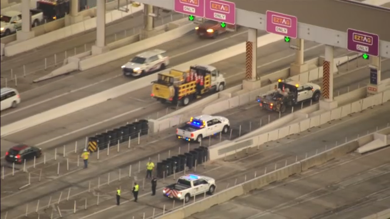 Person dies after vehicle hits tollway plaza, catches on fire on West Beltway northbound, Pct. 5 says