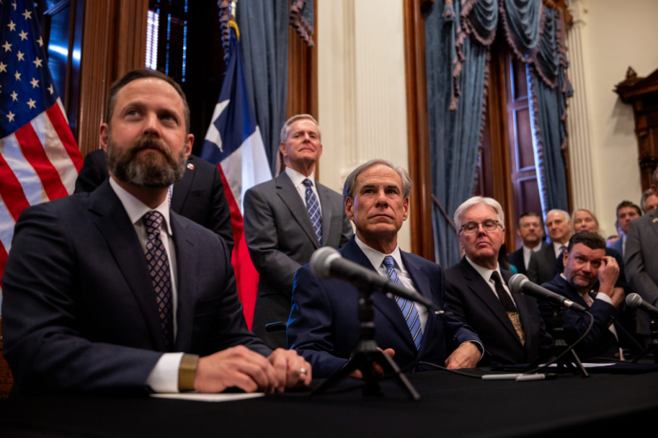 Texas GOP leaders order state agencies to cut spending by 3%