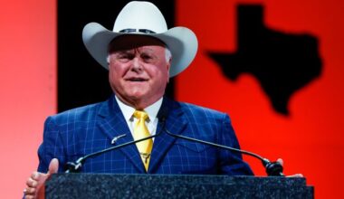 Texas ag commissioner says Abbott should put farmers over data centers