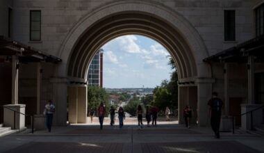 Higher ed agency braces for 3% spending cut on leaders’ orders