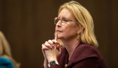 Texas A&M president’s contract includes $1.25 million in pay