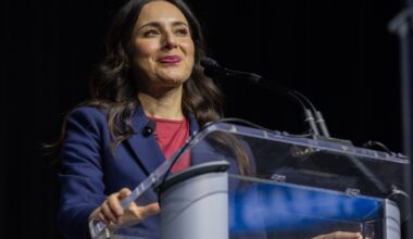 Gina Hinojosa promises $1,500 to every Texas household