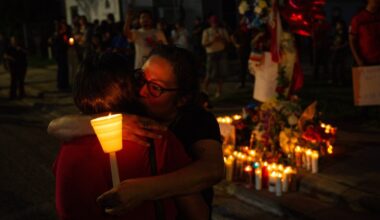 Vigil for Houston man killed by ICE brings crowd seeking justice