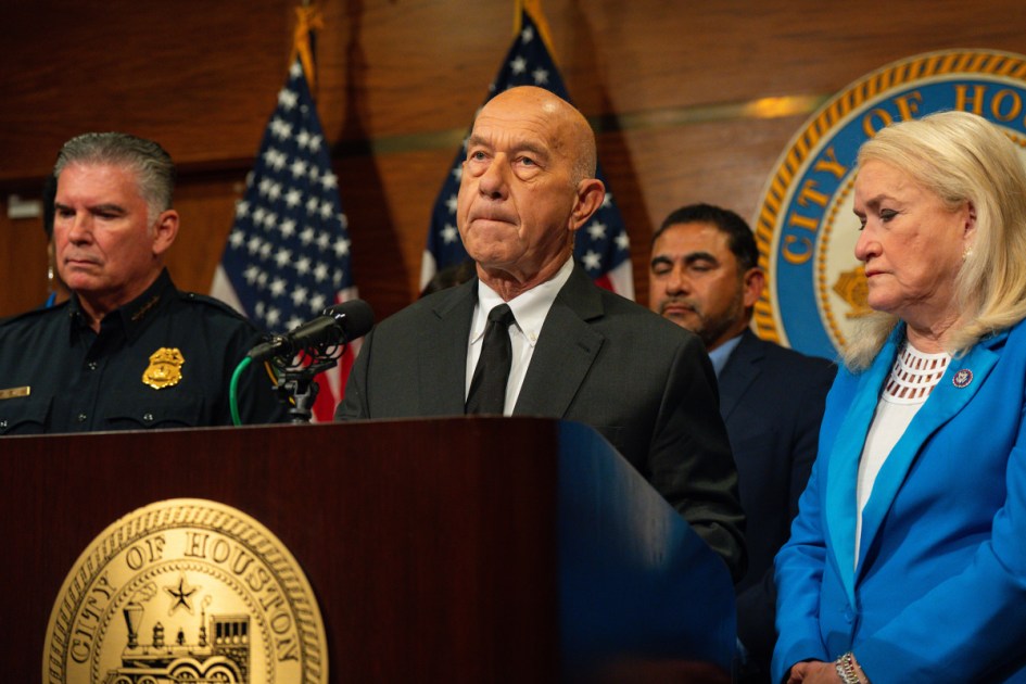 Houston mayor says feds aren’t forthcoming on ICE shooting