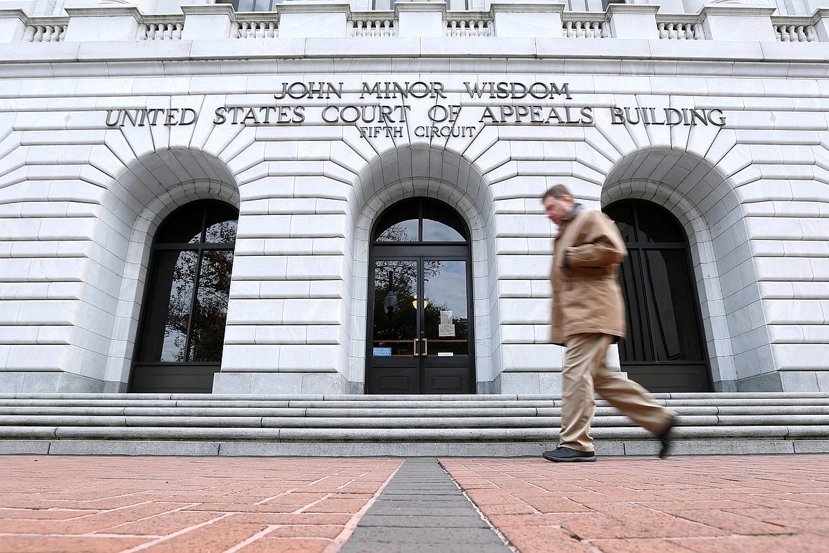 U.S. appeals court blocks part of Texas children's online safety law