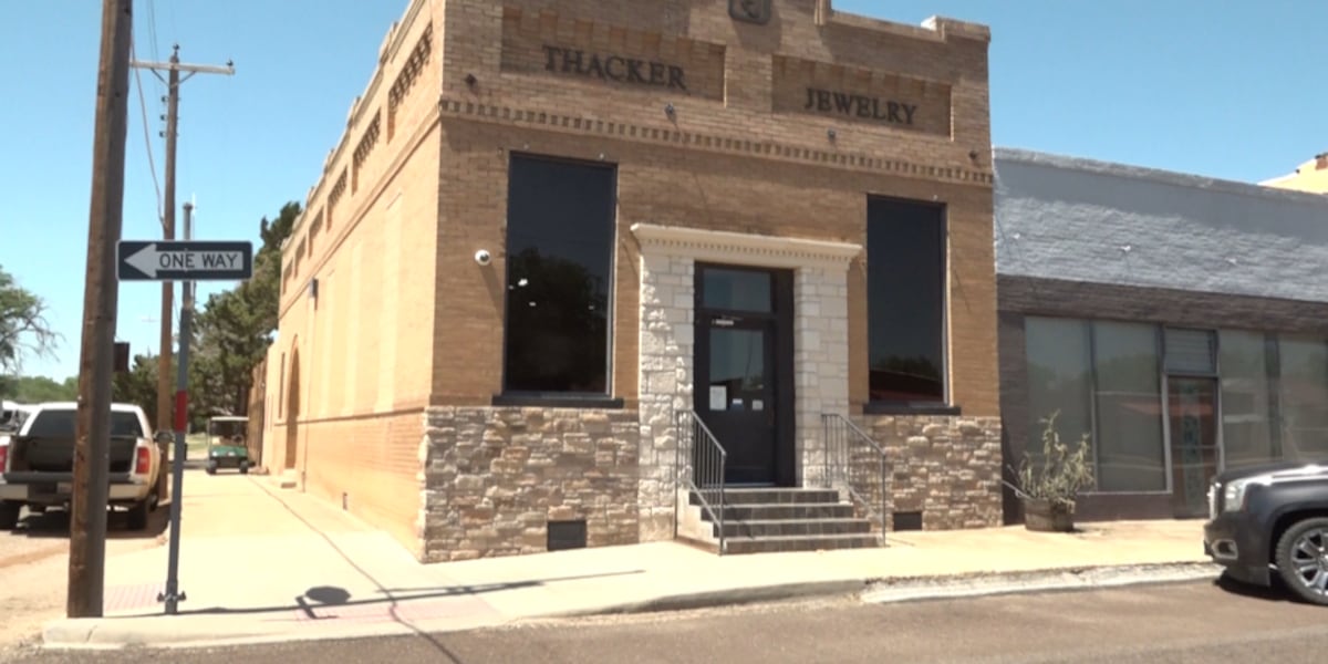 Family-owned Thacker Jewelry has called Roaring Springs home since 1979