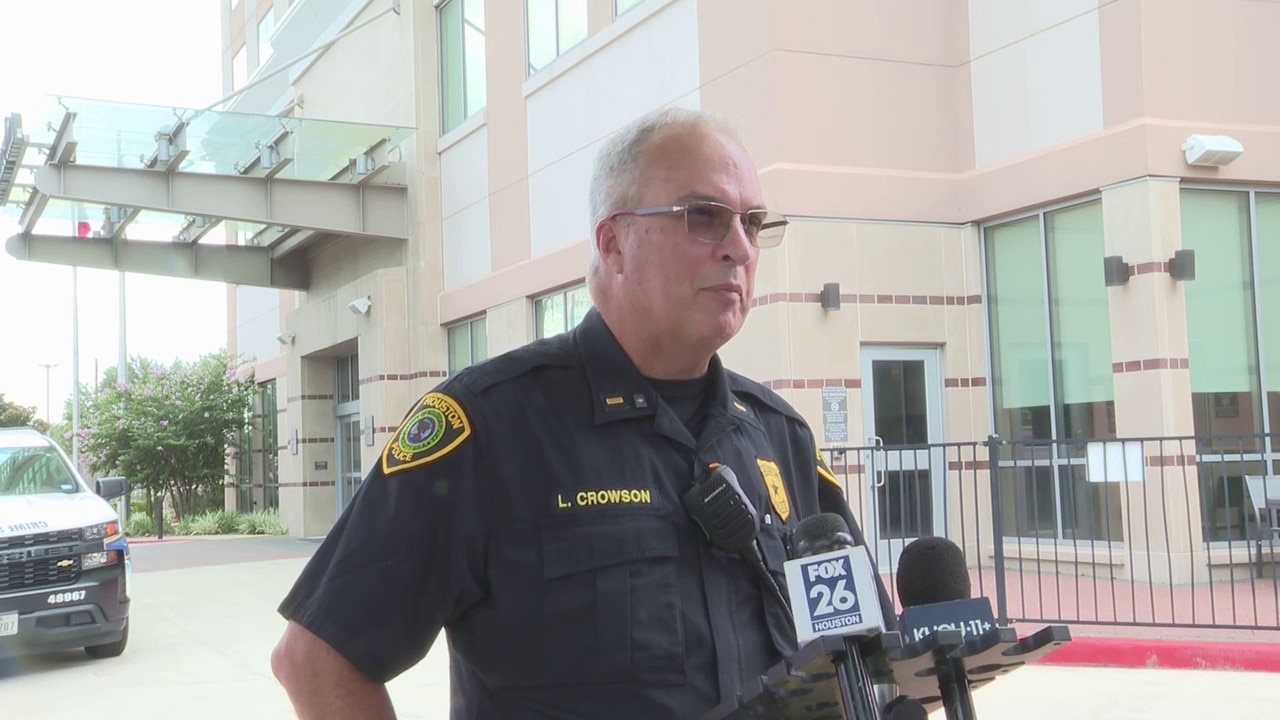 FULL: Houston police update on murder-suicide involving mother, 2 kids