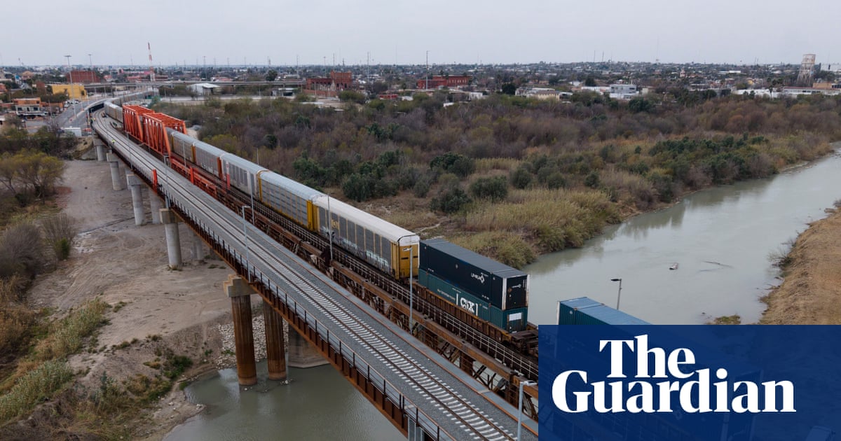 11 people indicted over deaths of six people in cargo container in Texas | Texas