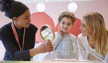 Rowan to offer ear piercing at Stonebriar Centre