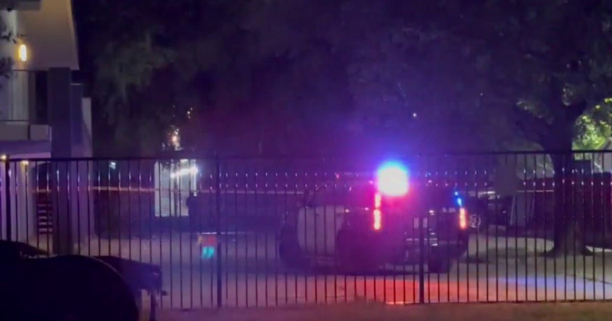 South Austin motel shooting leaves 2 people injured
