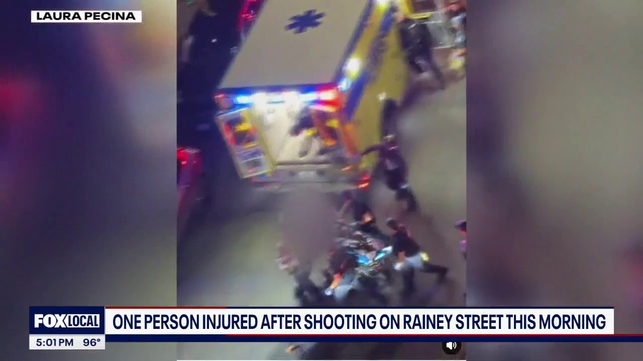 Austin Rainey Street shooting leaves 1 hospitalized
