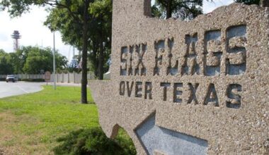 Six Flags Over Texas coasts into record book for a third time | Life + Entertainment