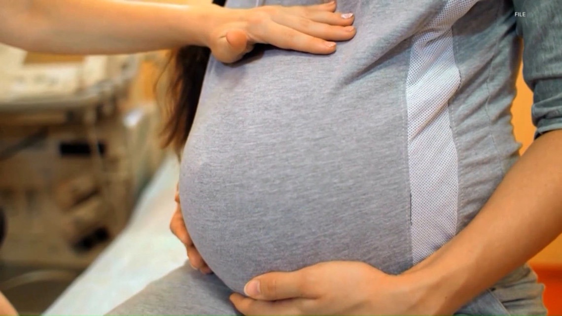 State lawmakers consider banning foreign nationals from contracting with Texas surrogates to have children