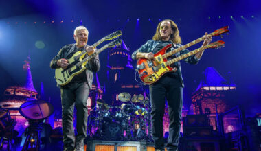 Rush postpones remaining Fort Worth shows after Geddy Lee illness