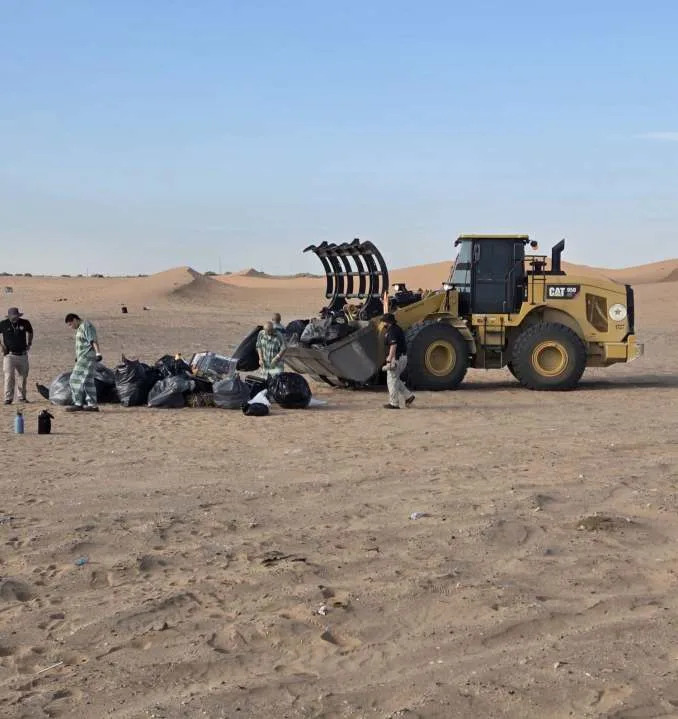 El Paso County Sheriff staff and jail inmates cleaning up Red Sands after Fourth of July celebrations on Monday, July 5. Photo courtesy of the El Paso County Sheriff’s Office.