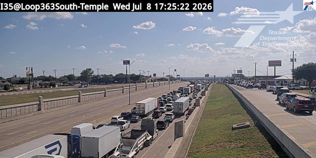 Downed power line shuts down highway in Temple, Texas