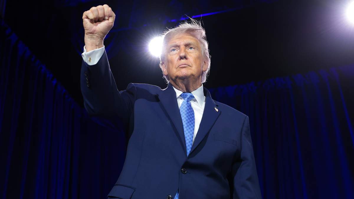 Trump Announces Midterm Convention In Dallas | Talk Radio 105.9