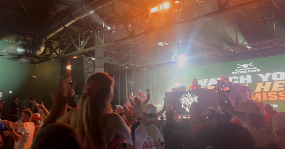 TRAVELING SOLDIER: FIFA World Cup fever sweeps Houston | Traveling Soldier