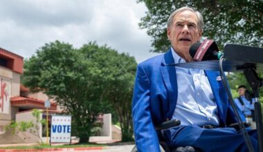 Here’s how the Texas secretary of state’s resignation could complicate the midterm elections | National