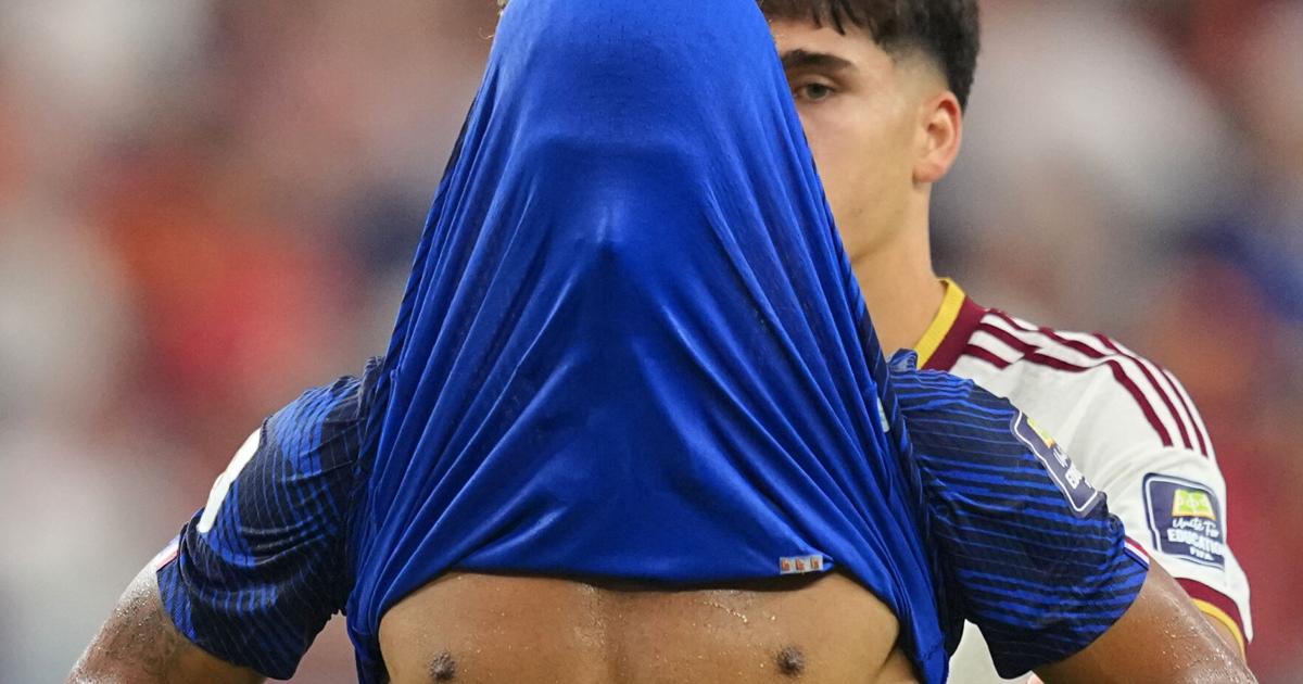 Kylian Mbappé-led France falls flat in World Cup loss to Spain when hopes for a title were high | National Sports