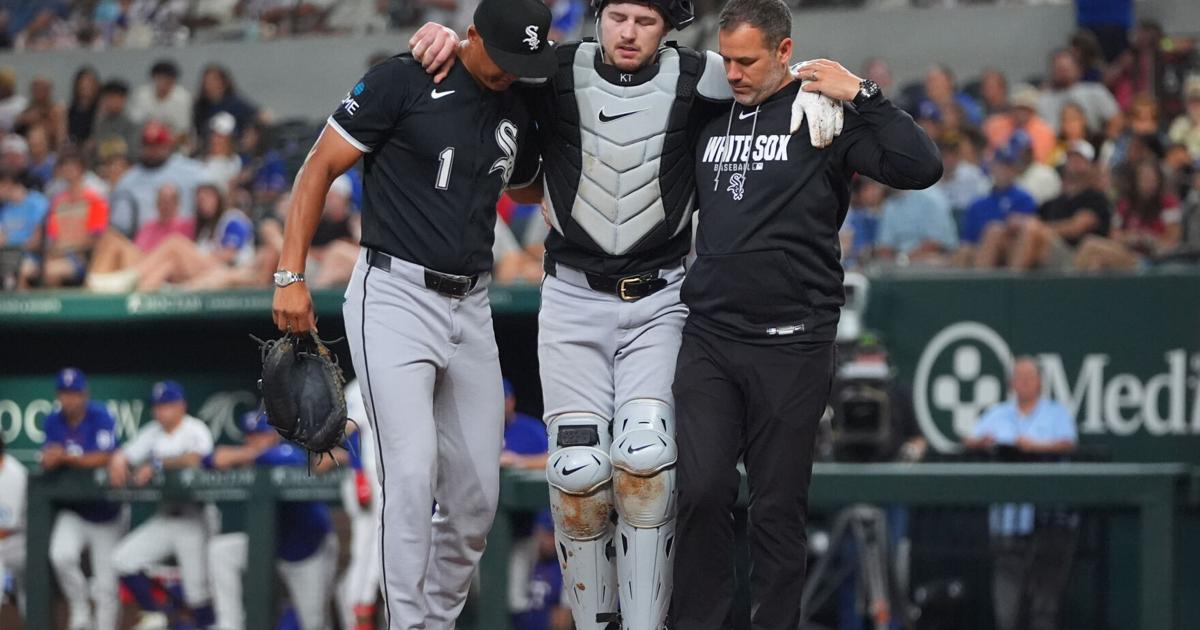 White Sox catcher Kyle Teel helped off field with left ankle injury and IL stint is likely | National Sports