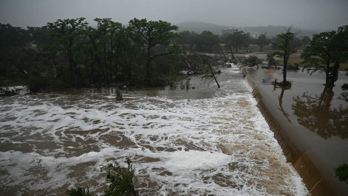Third Death Reported From Last Week's Hill Country & South Texas Flooding | News Radio 1200 WOAI