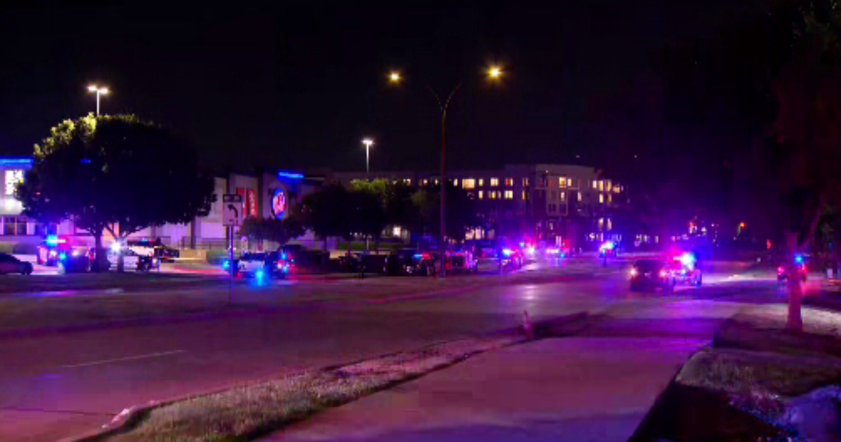 Man found dead after shots-fired call at popular Arlington shopping district