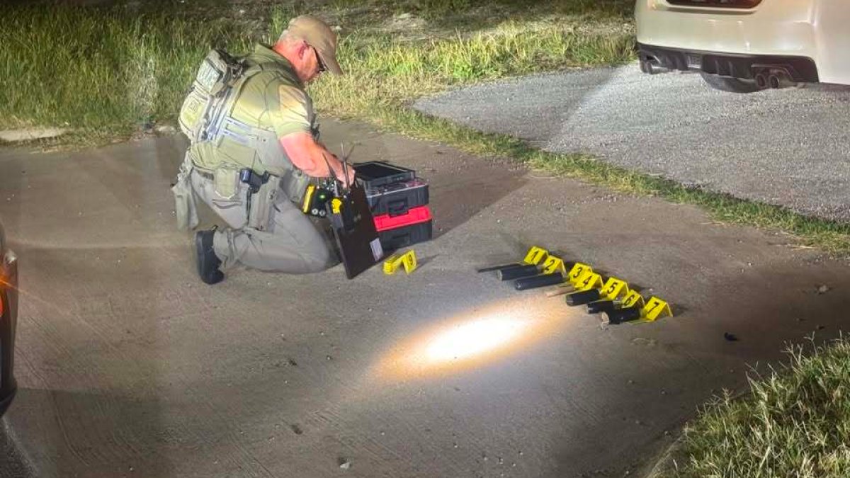 Bomb squad called after explosives found in Lakeside traffic stop – NBC 5 Dallas-Fort Worth