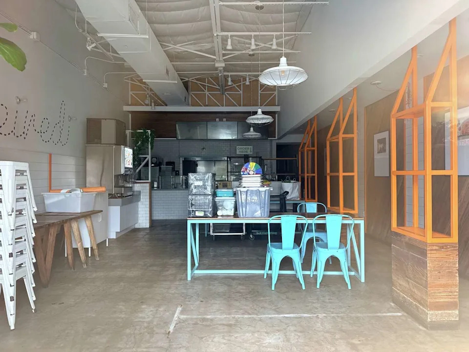 Inside view of Chi'Lantro's closed location at 5222 Burnet Road in Austin, Texas. (Taylor Kamnetz/MySA)