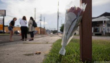 US ICE agent fatally shoots man at Texas traffic stop