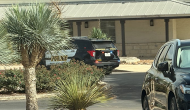 1 hospitalized, 1 detained after dispute at Quarry Golf Course, police say