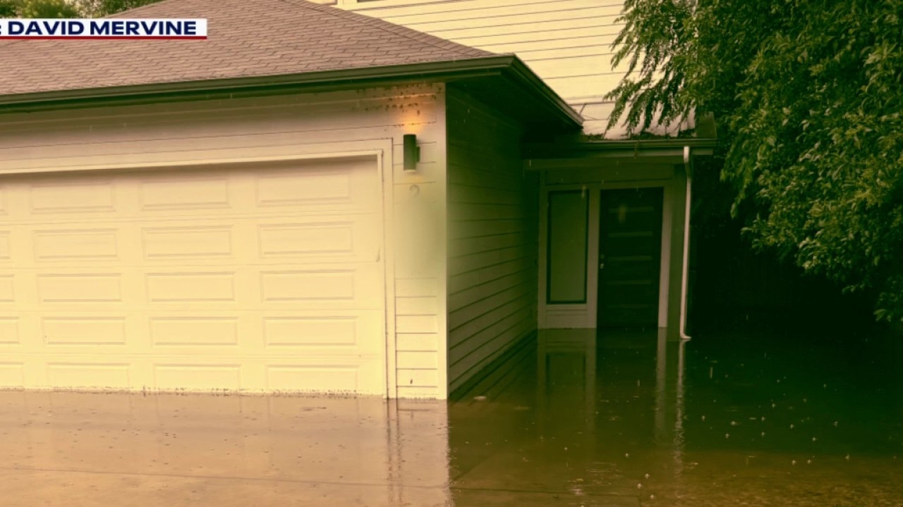 Austin homes damaged due to clogged drainage ditch