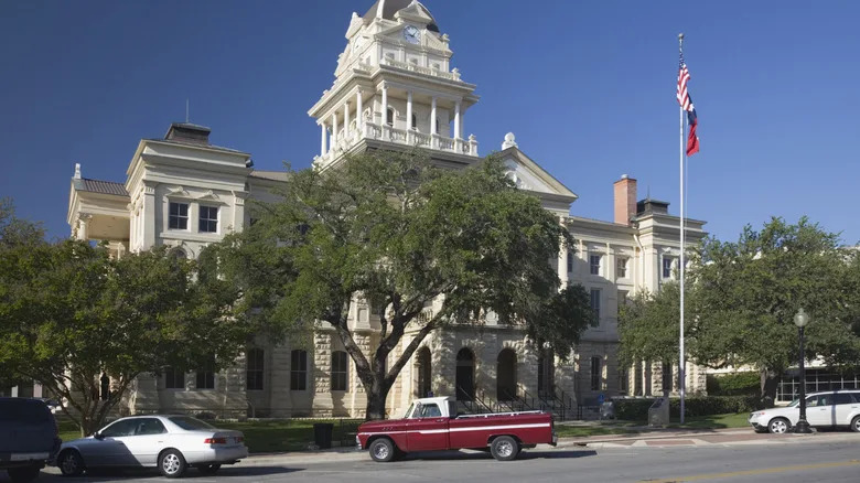 A historic courthouse in Belton on a clear day in Bell County, Texas