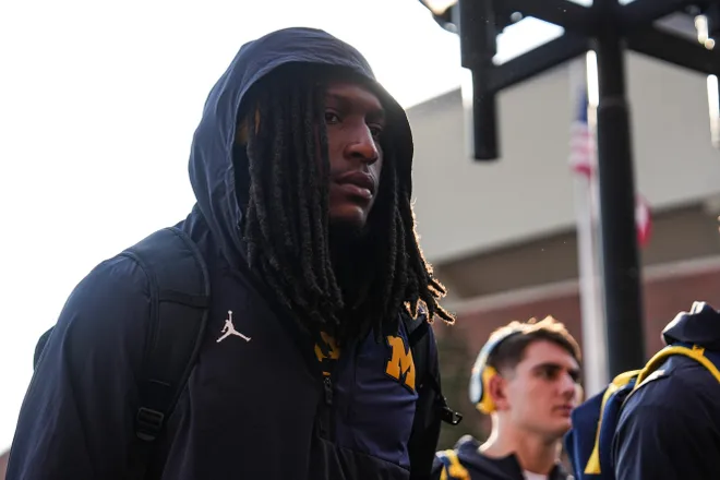 Michigan linebacker Jaishawn Barham (1) arrives ahead of the Washington game at Michigan Stadium in Ann Arbor on Saturday, Oct. 18, 2025.