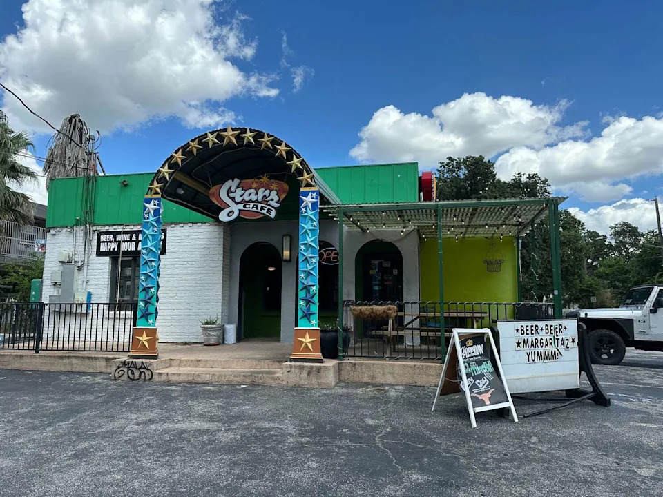 Stars Cafe is set to close Sunday, November 10 due to the ongoing I-35 expansion project in Austin, Texas. (Emily Hernandez/MySA)