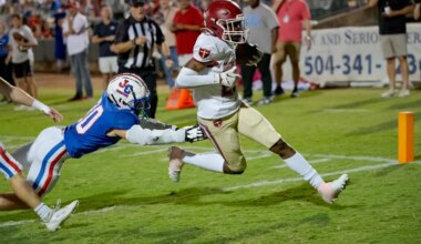 5-star Longhorns commit Easton Royal hints at final decision Wednesday