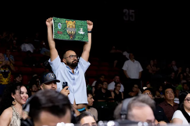 A fan holds a towel for El Paso super middleweight Jorge Tovar before his bout against Ulices Tovar, of no relation, at Kings Promotions' Ring Wars 23 at the El Paso County Coliseum on Saturday, July 18, 2026.
