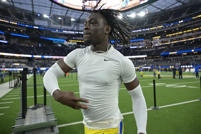 Jan 4, 2026; Inglewood, California, USA; Los Angeles Rams cornerback Derion Kendrick (21) leaves the field following a game against the Arizona Cardinals at SoFi Stadium. Mandatory Credit: Jayne Kamin-Oncea-Imagn Images