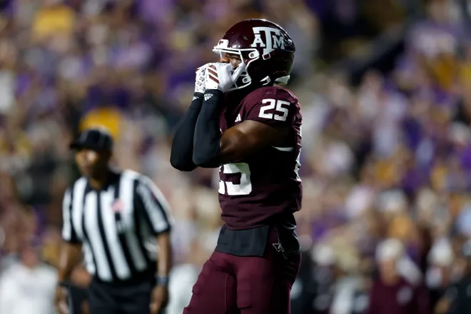 BATON ROUGE, LOUISIANA - OCTOBER 25: Safety Dalton Brooks #25 of the Texas A & M Aggies reacts after a play during the first half of a game against the LSU Tigers at Tiger Stadium on October 25, 2025 in Baton Rouge, Louisiana. (Photo by Tyler Kaufman/Getty Images)