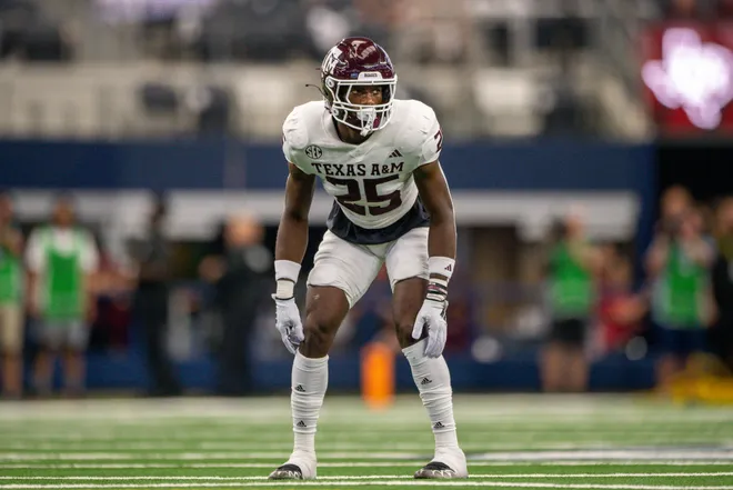 Sep 30, 2023; Arlington, Texas, USA; Texas A & M Aggies defensive back Dalton Brooks (25) In action during the game between the Texas A & M Aggies and the Arkansas Razorbacks at AT & T Stadium. Mandatory Credit: Jerome Miron-USA TODAY Sports