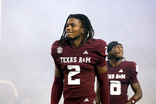 BATON ROUGE, LOUISIANA - OCTOBER 25: Cornerback Dezz Ricks #2 of the Texas A & M Aggies warms up prior to a game against the LSU Tigers at Tiger Stadium on October 25, 2025 in Baton Rouge, Louisiana. (Photo by Tyler Kaufman/Getty Images)