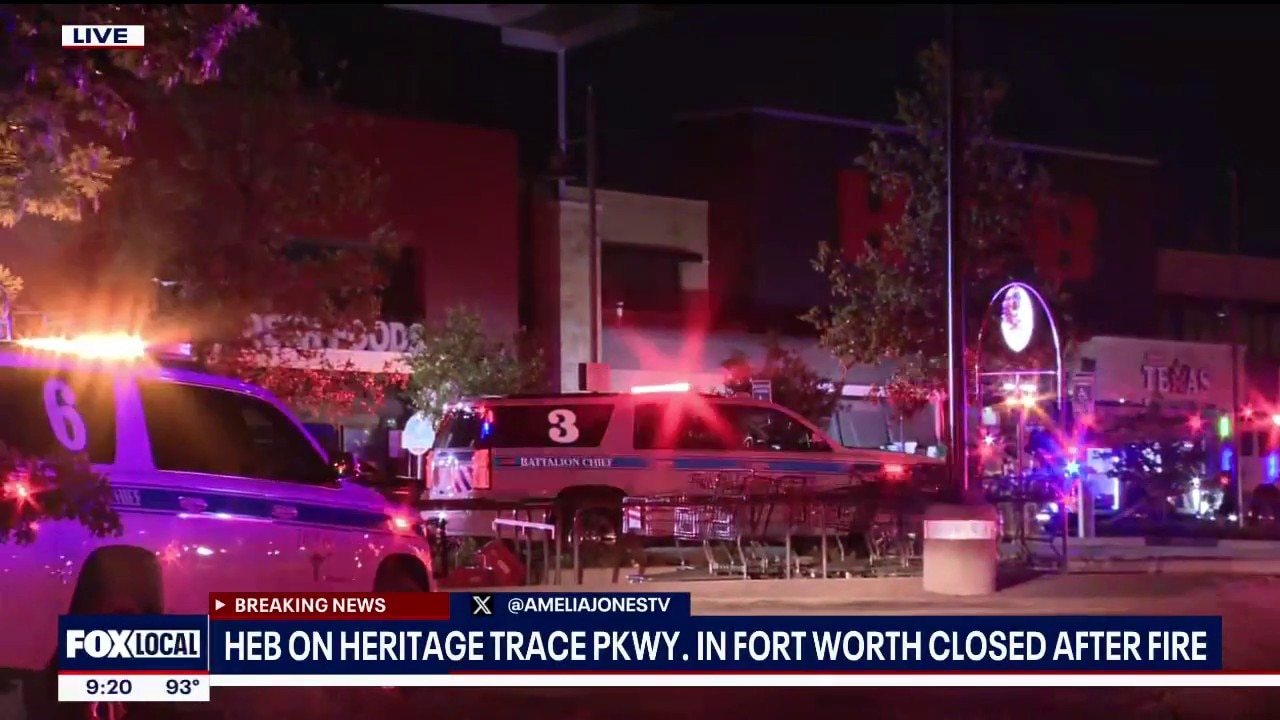 H-E-B in Fort Worth closed after catching fire